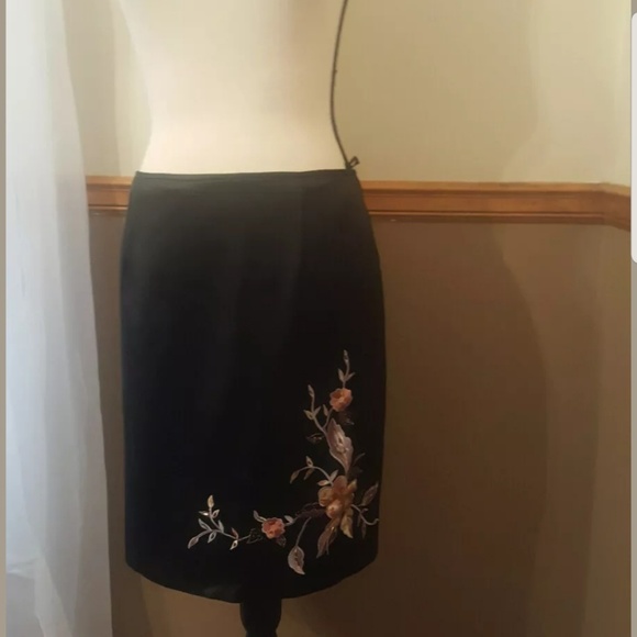 Adrianna Papell Evenning skirt and jacket Suit Floral Embroidered Set  Size 8 - Picture 6 of 12